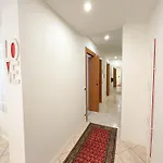 公寓 Ampio E Luminoso Galleria 阿罗纳